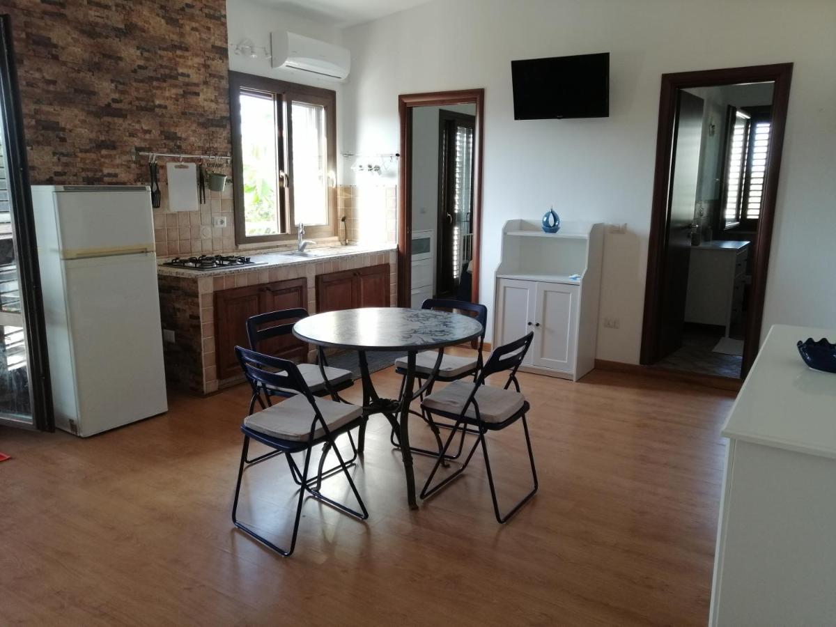 Appartamentino In Villa A 2 Passi Dal Mare Фонтане-Бьянке Экстерьер фото